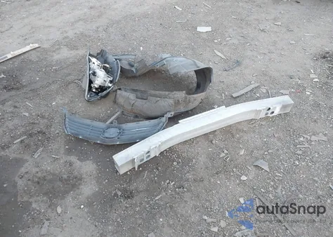 2005 Acura Rl 3.5 z USA, uszkodzony, nr VIN JH4KB16565C020835